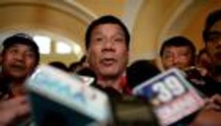 الحكومة الفلبينية تقاضي ضد إحدى أشرس معارضي الرئيس