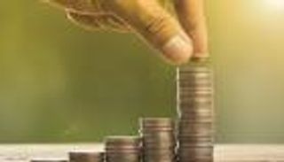 الإمارات تقود 3 دول خليجية لوداع عجز الموازنة في 2017