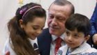 بالصور.. "فتاة تويتر" السورية في ضيافة أردوغان