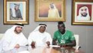 الشباب الإماراتي يضم هداف الدوري المصري