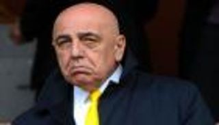 ميلان يقترح إقامة مباريات الدوري الإيطالي في الخارج