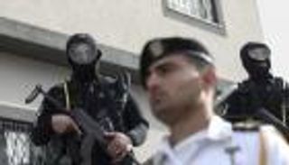 الاحتلال الإسرائيلي يعتقل خلية لحماس بالضفة الغربية