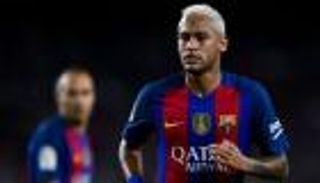 نيمار يتمنى ثلاثية جديدة لبرشلونة في 2017