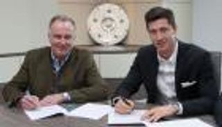 رومينيجه: التجديد لنجوم بايرن رسالة لأندية إنجلترا