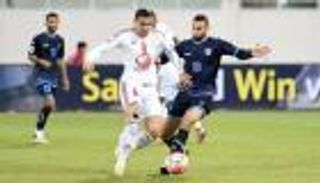 دبا يواصل مقاطعة الانتصارات بتعادله مع الشارقة 