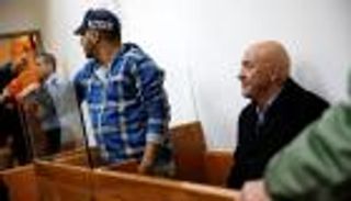 الاحتلال يعتقل نائبا عربيا بالكنيست بزعم تهريبه هواتف للسجناء 