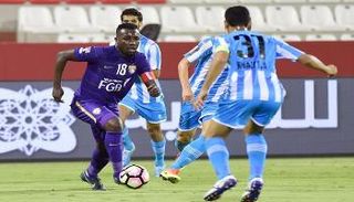 لقطة من أحد لقاءات الدوري الإماراتي