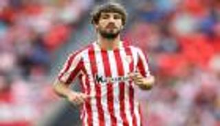 ليجانيس يدعم لاعب بلباو المصاب بالسرطان