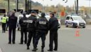 تشديدات أمنية بفرنسا تحسبا لهجمات إرهابية في عطلات الميلاد