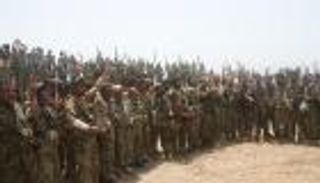 انشقاق مئات من الموالين لصالح للانضمام للجيش اليمني