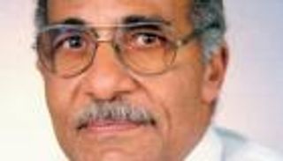 رحيل المترجم المصري فخري لبيب