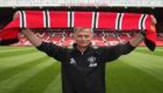 مورينيو: لن أرحل عن اليونايتد حتى يطردوني