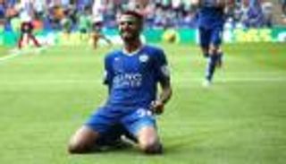 محرز ومدرب الزمالك الأفضل في استفتاء الهداف