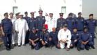 خفر السواحل البحريني يتسلم سفينة إنزال جديدة 