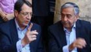 استفتاء محتمل لتوحيد جزيرة قبرص في صيف 2017