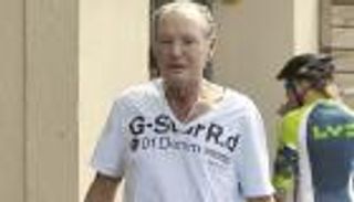 مشاجرة تنقل نجم إنجلترا السابق للمستشفي 