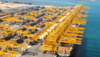 "موانئ دبي" ترفع حصتها في "بي إن سي" الكورية إلى 66%