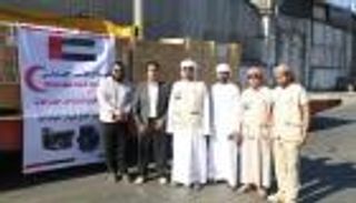 بالفيديو.. وصول سفينة مساعدات إماراتية إلى ميناء المكلا اليمني