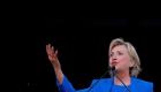 "سلة البائسين" تضع هيلاري كلينتون في مأزق 