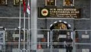 أردوغان يطيح بـ28 رئيس بلدية بتهمة العلاقة مع الأكراد وجولن