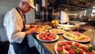 الطعام هو الحل السحري للصداع عند الاستيقاظ 