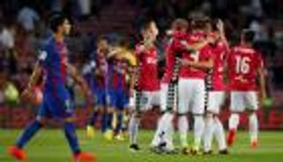 برشلونة: الهزيمة أمام ألافيس حادث عارض