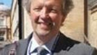 ألاعيب الذئب توتي لا تنتهي