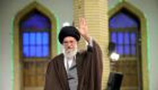 خامنئي يعترف بالتلاعب في الإحصائيات الاقتصادية