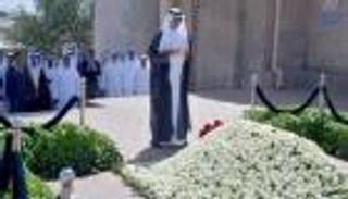 سيف بن زايد يقدم التعازي بوفاة الرئيس الأوزبكي إسلام كريموف