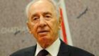 على غرار "شارون".. شيمون بيريز في غيبوبة