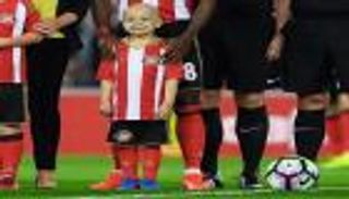 إيفرتون يتبرع بربع مليون دولار لعلاج طفل سندرلاند