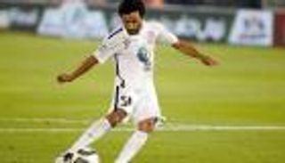 أرضية ملعب الدفاع الجوي تعيق لاعب الجزيرة