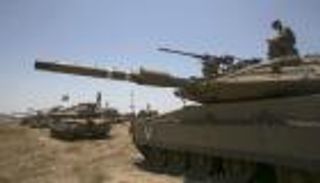 الطيران الإسرائيلي يقصف مواقع للجيش السوري