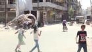 المدنيون السوريون في حلب ينتظرون المساعدات تنفيذا للهدنة