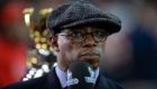 نجم أرسنال السابق يعترف بتعاطي المخدرات