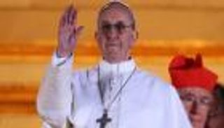 إنفوجراف.. باباوات الفاتيكان خلال قرن