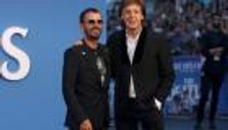 التئام شمل مكارتني وستار في العرض الأول لوثائقي عن فريق "البيتلز"