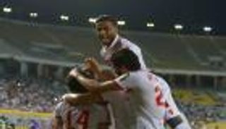 السفارة البريطانية تهنئ الزمالك.. وتسخر من الدراجي