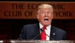 اتهام ترامب بالتحريض.. دعا حراس كلينتون للتخلي عن أسلحتهم