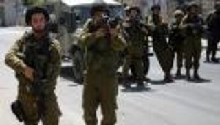 إصابة فلسطيني بجروح بعد طعنه جنديا في الضفة الغربية