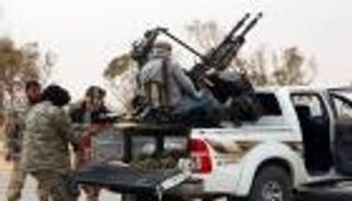 اشتباكات بين قوات حفتر وحكومة الوفاق في "الهلال النفطي" الليبي