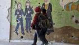 داعش يغلق المدارس ويعتمد مناهج جديدة جنوب دمشق