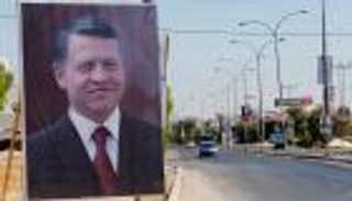 الحكومة الأردنية تحذر من الإشاعات وتنفي سهولة إزالة الحبر السري