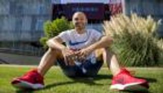 إنييستا ينتظر رقما مميزا أمام أتلتيكو