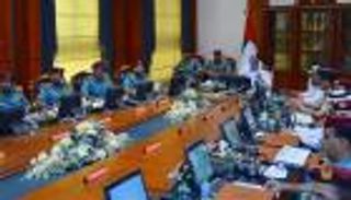 سيف بن زايد: الإمارات عازمة على صدارة العالم بإسعاد المتعاملين