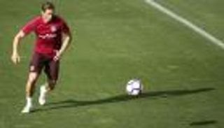 أرقام توريس تؤهله لهز شباك برشلونة