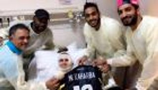 لفتة إنسانية من كهربا تجاه مشجع الاتحاد