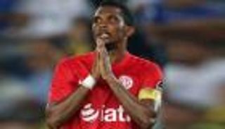 تصريحات إيتو عن العنصرية تكلفه الإيقاف مع ناديه التركي