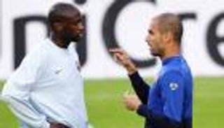 وكيل توريه يكشف: جوارديولا سب السيتي قبل 6 سنوات