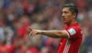 بايرن يقدم عرضا مغريا للتمديد لليفاندوفسكي